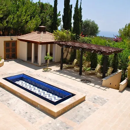 5 Bedroom Rio With Large Private Pool And Hot Tub, Aphrodite Hills *