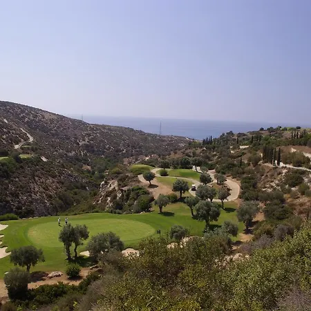 5 Bedroom Villa Rio With Large Private Pool And Hot Tub, Aphrodite Hills Resort Kouklia