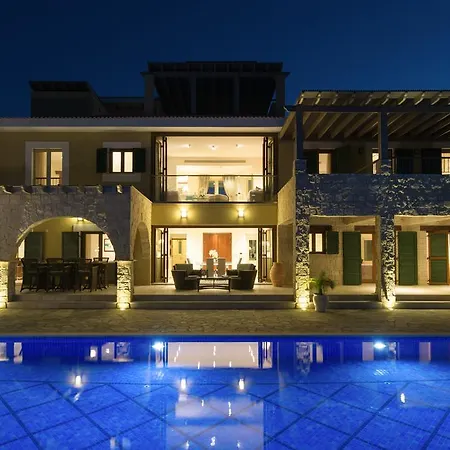 5 Bedroom Rio With Large Private Pool And Hot Tub, Aphrodite Hills Villa *