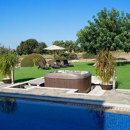 5 Bedroom Rio With Large Private Pool And Hot Tub, Aphrodite Hills * Kouklia