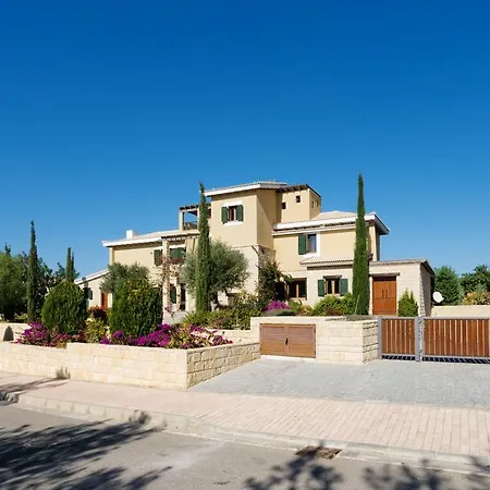 Villa 5 Bedroom Rio With Large Private Pool And Hot Tub, Aphrodite Hills Kouklia