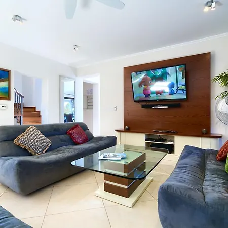 5 Bedroom Rio With Large Private Pool And Hot Tub, Aphrodite Hills Kouklia