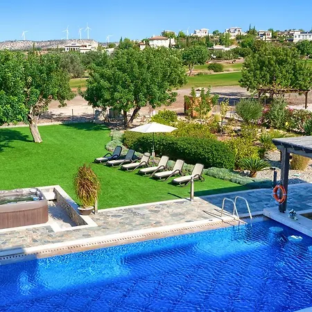 5 Bedroom Rio With Large Private Pool And Hot Tub, Aphrodite Hills Villa Kouklia
