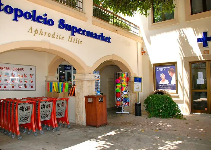 5 Bedroom Rio With Large Private Pool And Hot Tub, Aphrodite Hills *