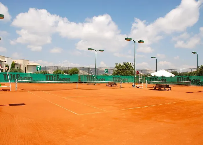 5 Bedroom Rio With Large Private Pool And Hot Tub, Aphrodite Hills Villa *