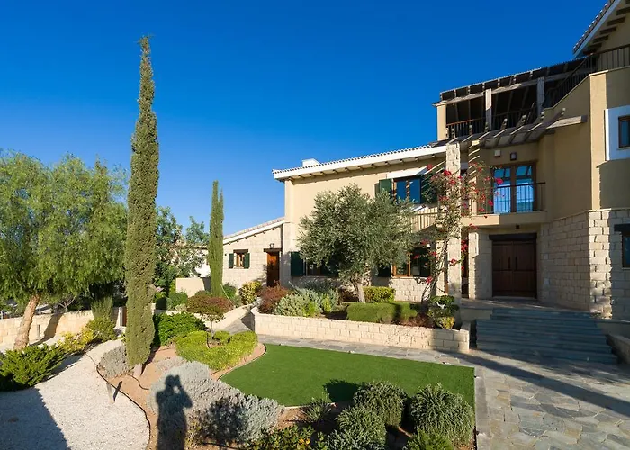 5 Bedroom Rio With Large Private Pool And Hot Tub, Aphrodite Hills Villa *