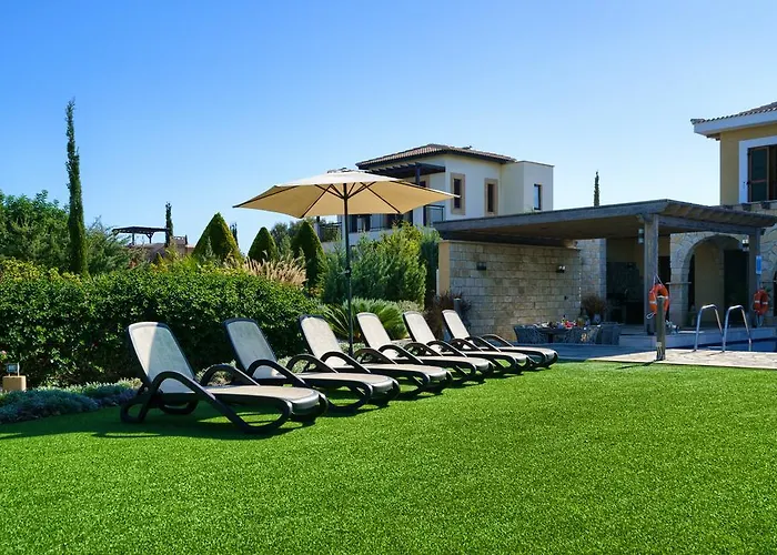 5 Bedroom Rio With Large Private Pool And Hot Tub, Aphrodite Hills Villa *