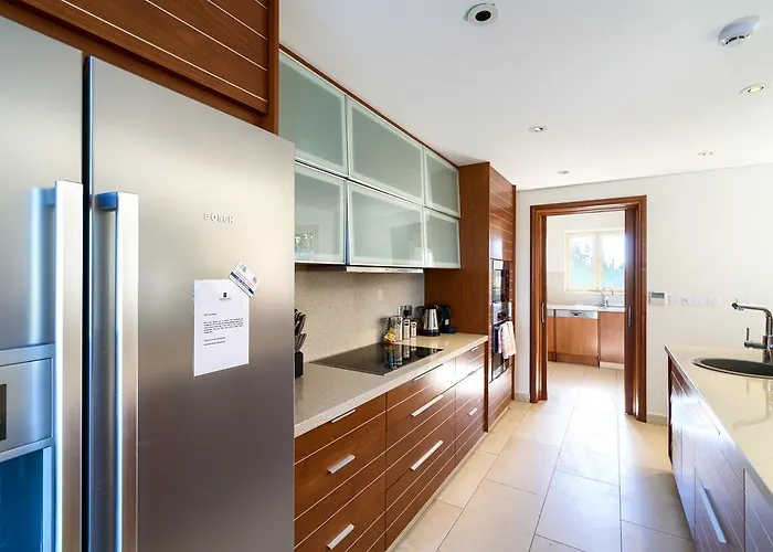 5 Bedroom Rio With Large Private Pool And Hot Tub, Aphrodite Hills *